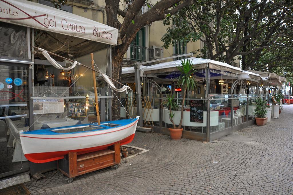 Albergo Del Centro Storico Salerno Exterior foto