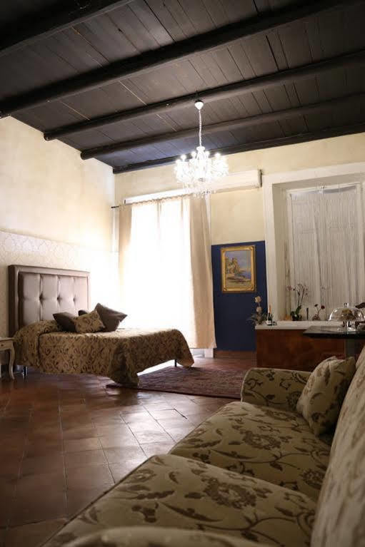 Albergo Del Centro Storico Salerno Exterior foto